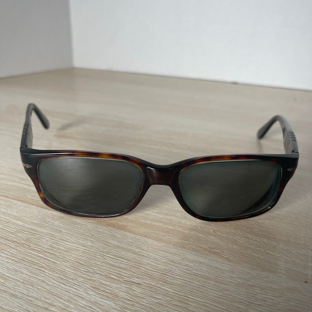 Tortoise Shell Sunglasses - Picture 2 of 9